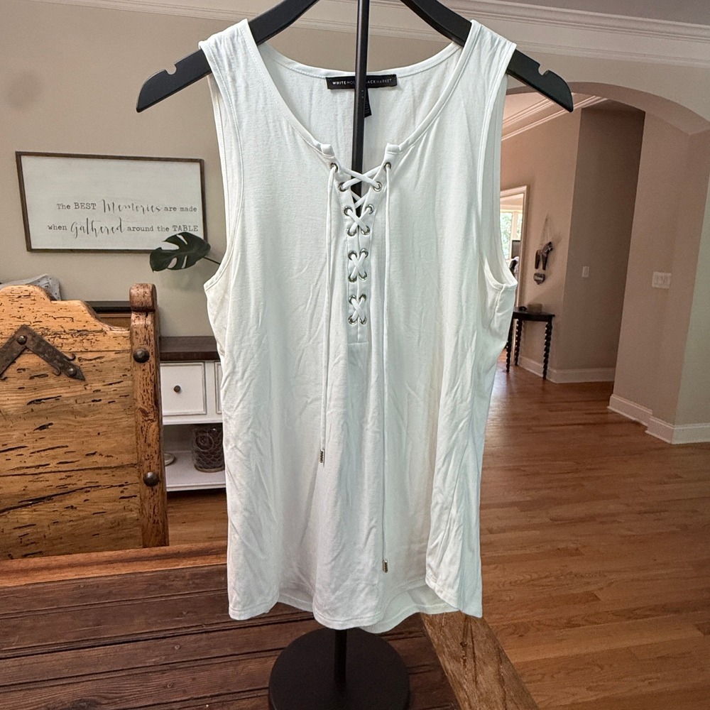 White House Black Market Lace Up Sleeveless Ribbed Top White Medium